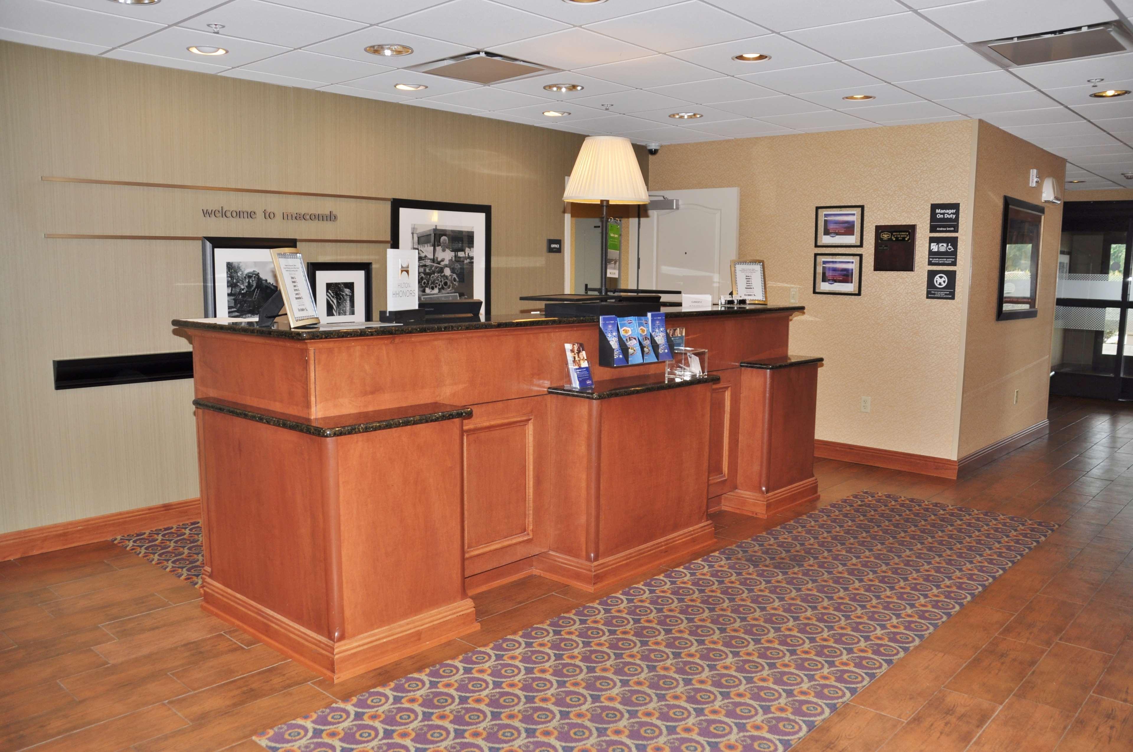 Hampton Inn Macomb Екстер'єр фото